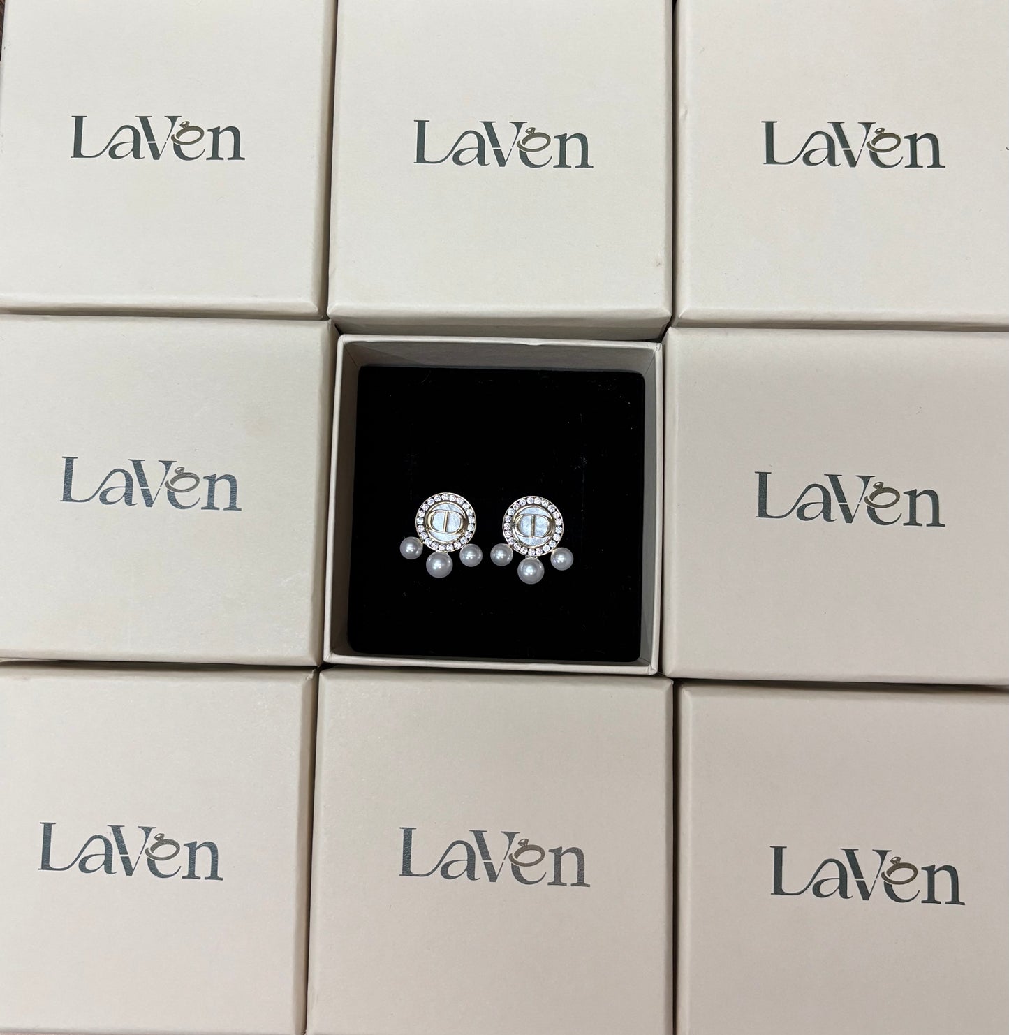 Coco Pearl Earrings