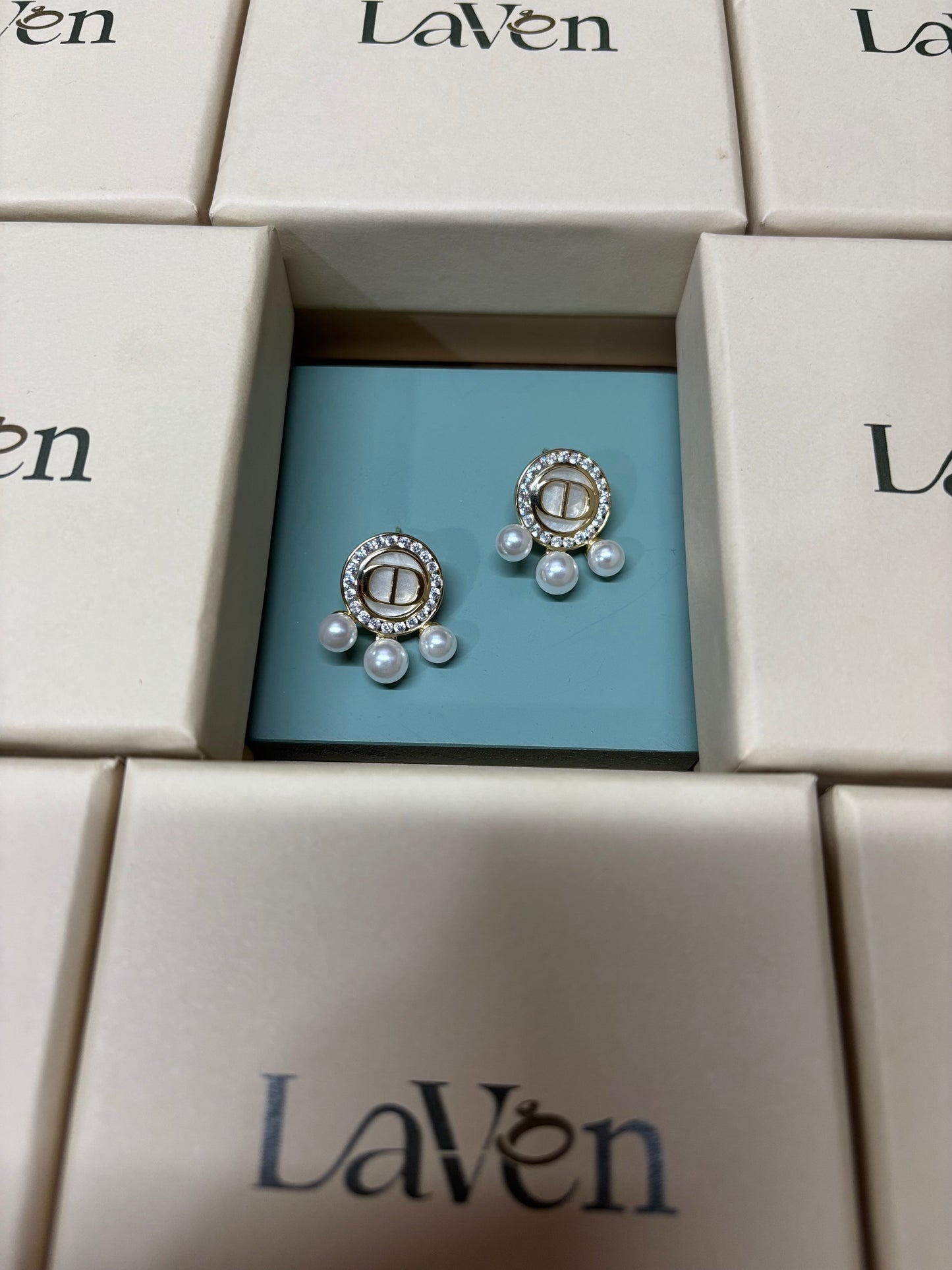 Coco Pearl Earrings