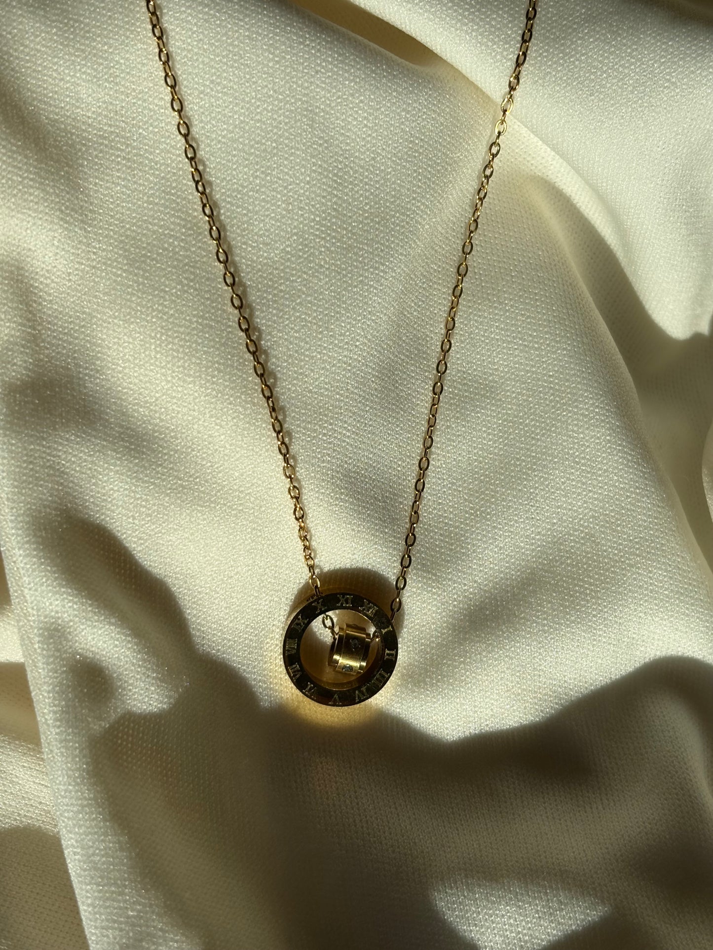 Kairos Pendant