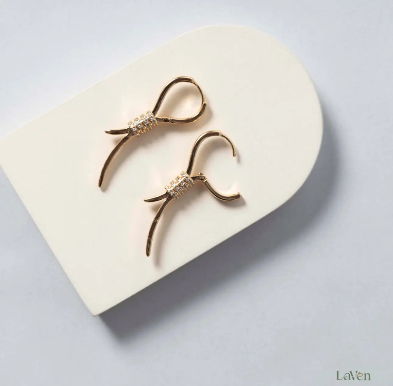 Half Bow - Gold LAVEN JEWELLERY