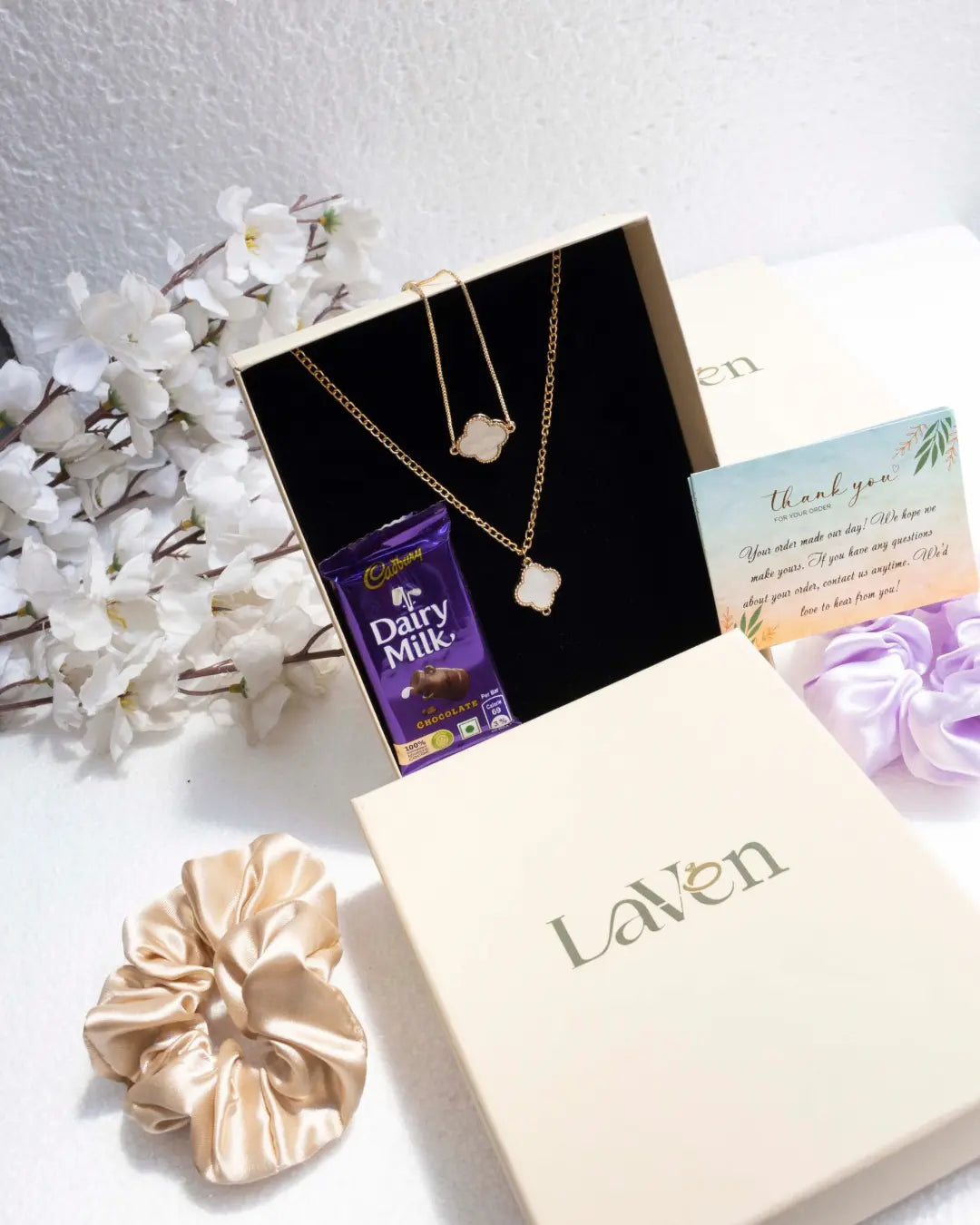 White Pearl Gift Boxes - LAVEN JEWELLERY