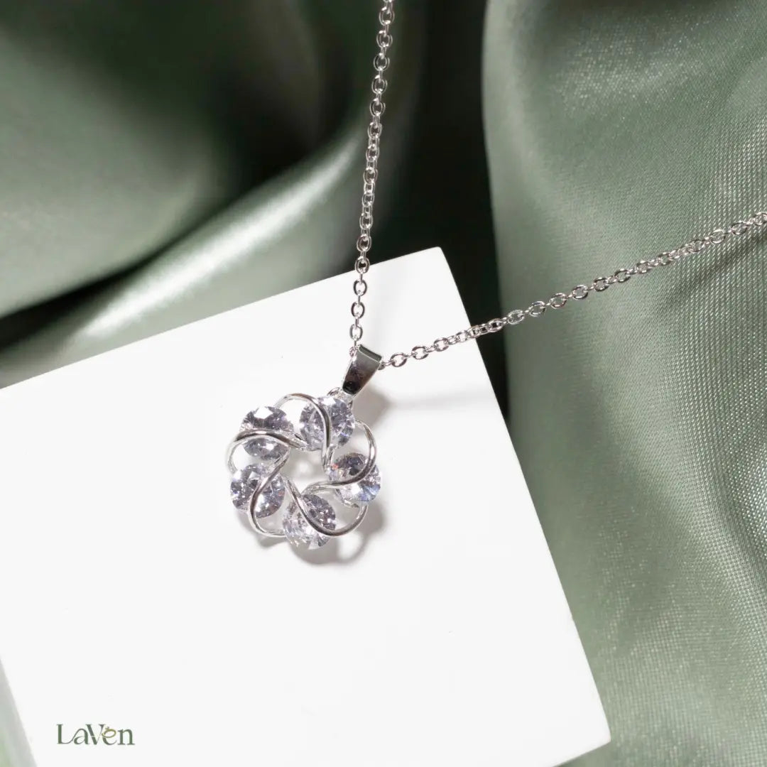Silver Daisy Necklace LAVEN JEWELLERY