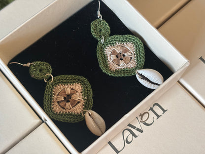 Handmade Crochet
Diamond Shape
Earring -Green