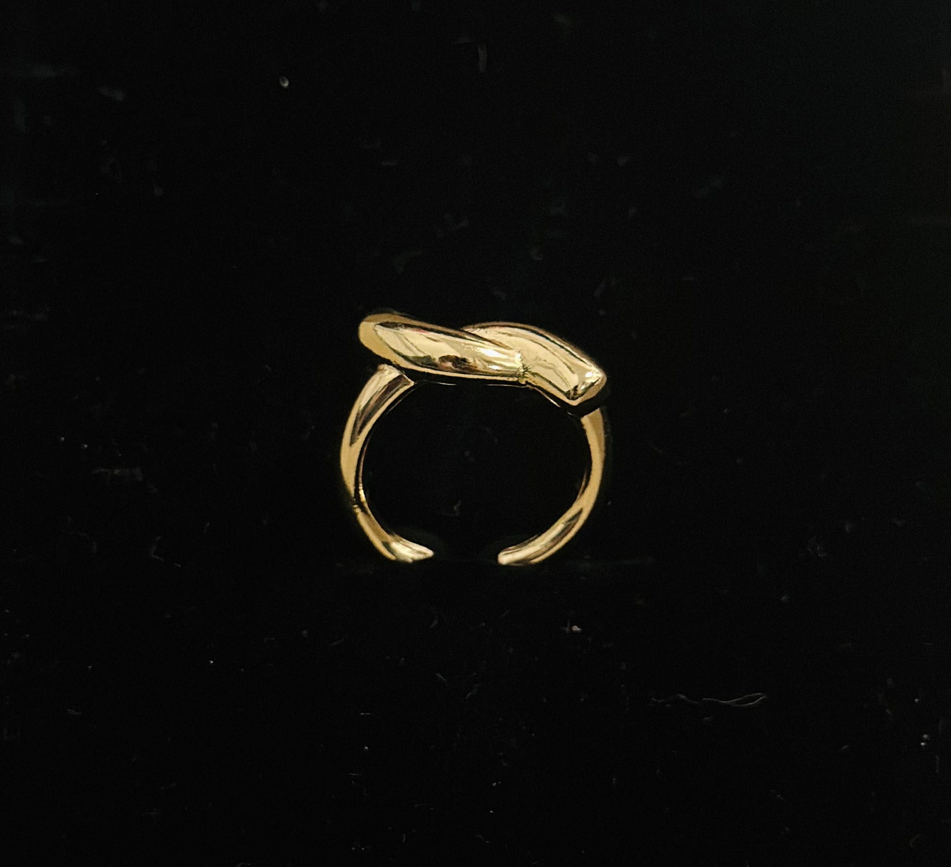 Gold Ribbon Ring LAVEN JEWELLERY