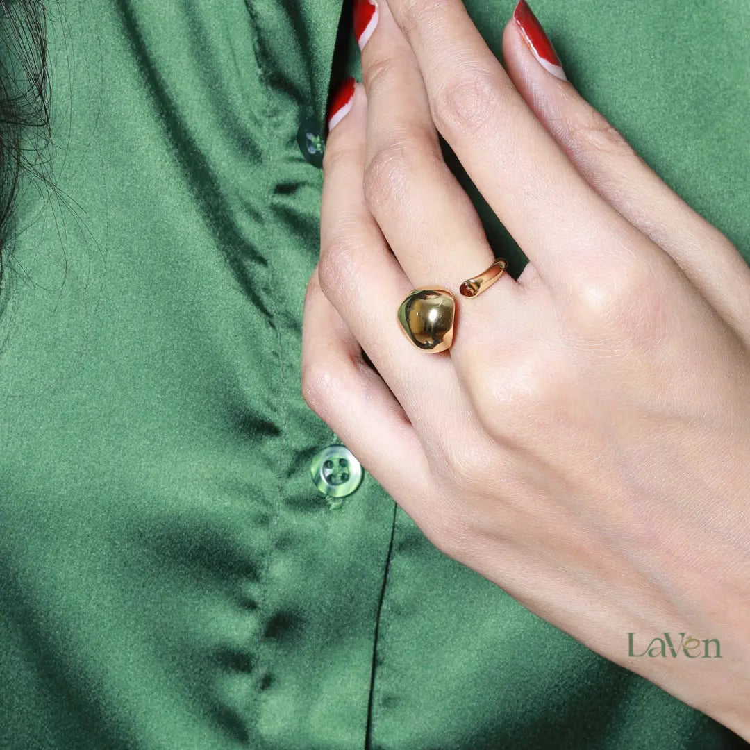Gold Statement Ring - LAVEN JEWELLERY