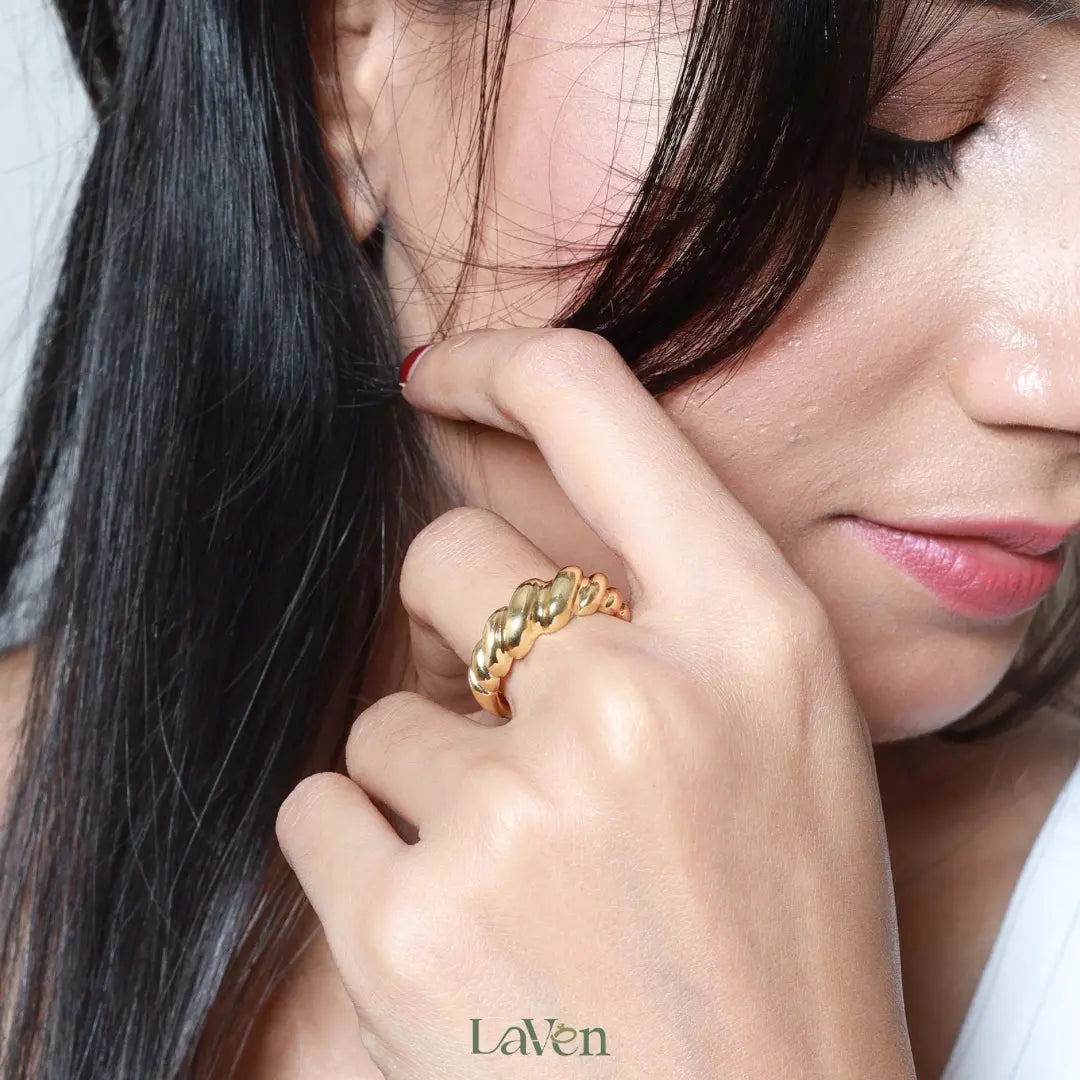 Gold Twisted Ring - LAVEN JEWELLERY